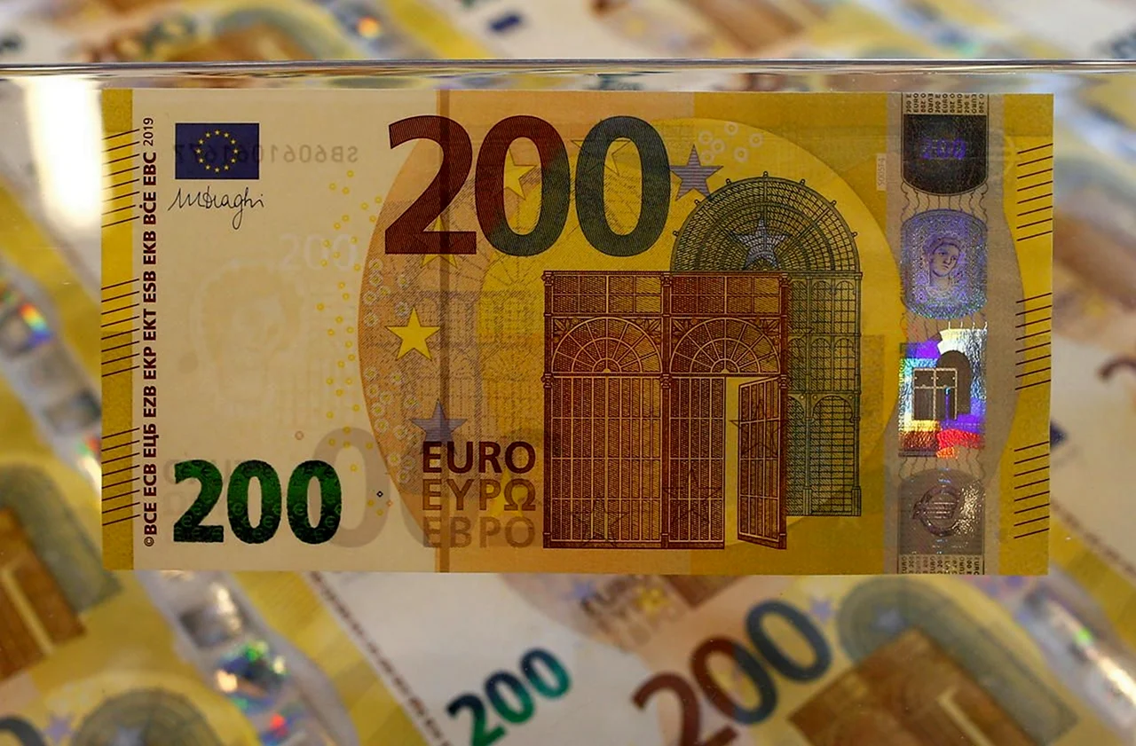 Евро банкноты номинал 200