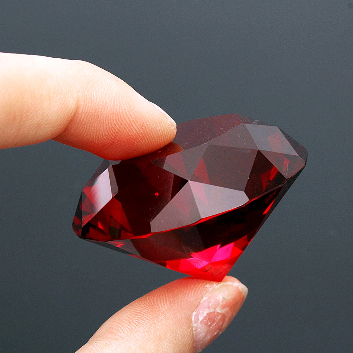 Красный бриллиант красный Алмаз